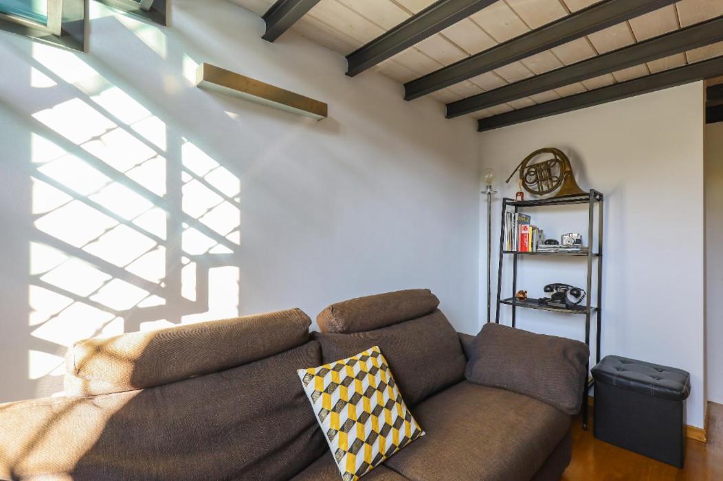 Paki Home Nel Cuore Dei Navigli Di Milano Exterior foto
